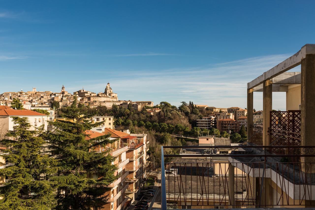 Camere Pallotta Macerata Luaran gambar